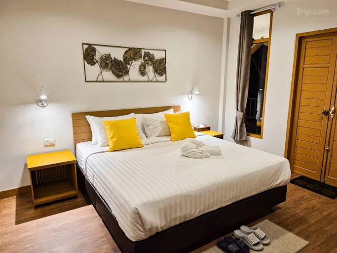 Deluxe Garden View